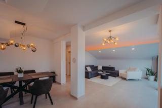 Penthouse Oasis with Sea Views and Terrace - Zadar - 5