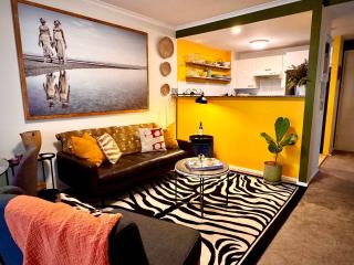 African Inspired Oasis Surry Hills Walk To Sydney - Sydney - 8