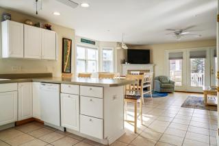Spacious 4-Bedroom Ocean Block Townhouse in Ocean City, Perfect for Families & Group Trips - 9