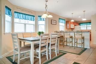 Spacious 3-Bedroom Ocean Block Townhome in Ocean City Steps from the Beach & Attractions - Ocean City - 6