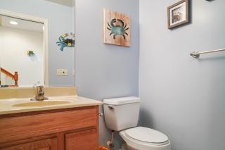 Spacious 3-Bedroom Ocean Block Townhome in Ocean City Steps from the Beach & Attractions - Ocean City - 3
