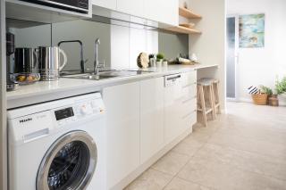 Coastal Indulgence Water Views Romantic Coastal Beach Getaway Kiama - Kiama - 3