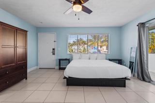 Oceanfront Inn Room #1 - Partial Ocean View King Bed - Fort Pierce - 9