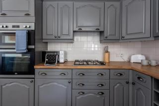 Gateshead 4 BR Home for Serenity Stay - 3