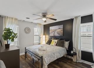 Luxe 2BR 2 Bath Prime Uptown with Free parking - Charlotte - 3