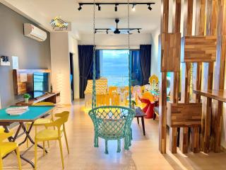 Atlantis 8-12pax/Netflix/Video game/5min to Jonker - Malacca - 1