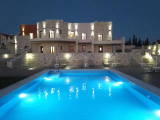 New beautiful complex with villa's and app , big pool, sea views, SW crete - Kamilárion - 1