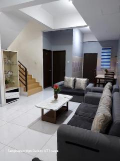 Zahara Homestay - Sandakan - 0