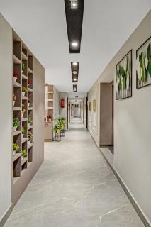 Hotel Royal Stay, Pakwan Sg Highway - Ahmedabad - 8
