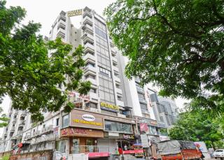 Hotel Royal Stay, Pakwan Sg Highway - Ahmedabad - 4