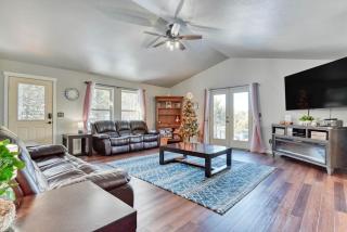 Secluded Retreat-Private HotTub & Beautiful Views - 9
