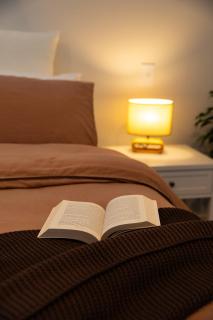 Urban Haven 2-Bed Retreat - 2