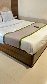 Glitz Hotels Regal International - Nr International Airport Mumbai - Bombay - 0