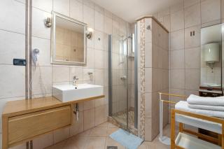 Funtana Apartments Ap 5, Nur 500 Meter Zum Zentrum - Funtana - 1