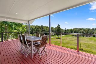 Grey Gum Cottage with Fire Place in Sherwood Farm Peaceful Nature Escape - 4
