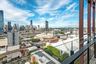 Spectacular Views plus Best Location, King Bed, Pool - Brisbane - 8