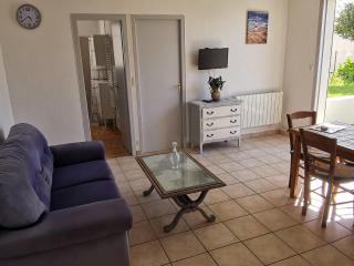 Appartement cosy pour 2, centre-ville, proche plage, parking privé - FR-1-357-334 - 5