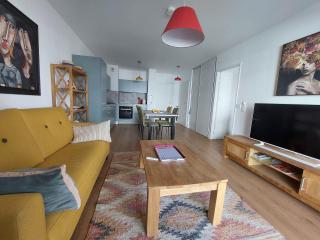 Appartement à 2 pas de la plage avec parking à Royan - FR-1-550-90 - 8