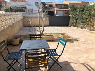 Maison T5 110m² avec jardin clos, près de la plage, animaux acceptés, parking - FR-1-797-64 - 9