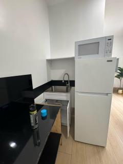 New Fully Equipped Unit in a Quiet Neighborhood - Miami - 2