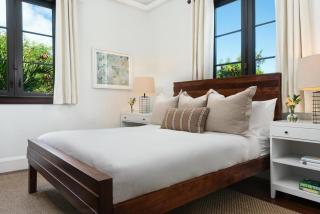 Luxury Saving Grace Villa Retreat - 2