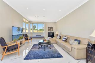 Hunter Valley Family Oasis - 5 bedroom House with Pool - Branxton - 1