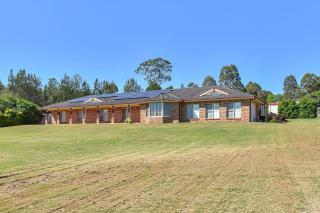 Hunter Valley Family Oasis - 5 bedroom House with Pool - Branxton - 9