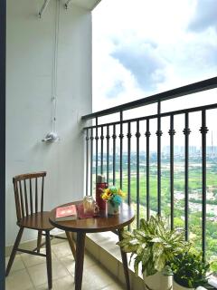 High Quality Studio Apt With Swimming Pool, Gym, Private Walking Lake - Hanoi - 1