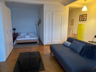 Between The Lausanne train station and Saint Francois - Lausana - 9
