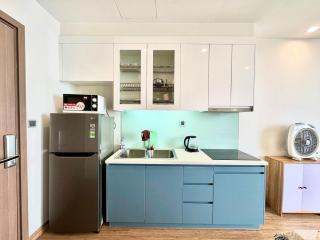 Top Floor High Quality Studio In Vinhomes Green Bay Near Marriott, Grand Plaza - Hanoi - 2
