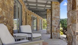 Tuscan style ocean beach escape on the Peninsula - 6