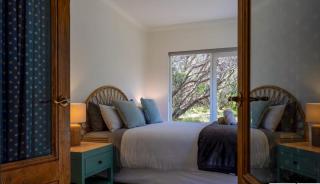 Tuscan style ocean beach escape on the Peninsula - 1