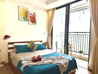 Walking Lake, Pool, Gym, Tennis & Volleyball Yard Delux Studio Apt - 5