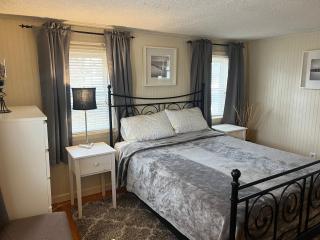 ONE Minute walk to BEACH! High end home special! - Dennis Port - 1