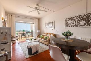 Sea View Central Town 2 Bedroom Apartment - Albufeira - 3