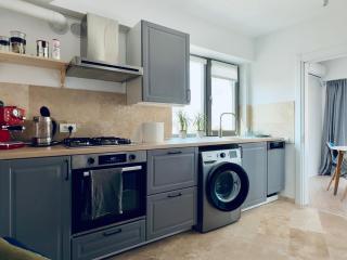 Your Modern Home in the Armenian Quarter - Bucarest - 2