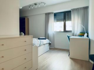 Your Modern Home in the Armenian Quarter - 7