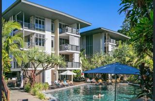 Treetop Luxury - Beautiful Peppers Resort - Noosa Heads - 2