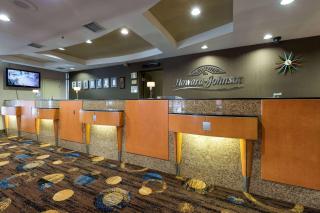 Howard Johnson Plaza by Wyndham by the Falls Niagara Falls - Cataratas do Niágara - 9