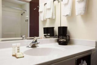 Super 8 by Wyndham Aurora/Naperville Area - Aurora - 5