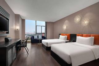 Ramada by Wyndham Zhenjiang Dagang New District - Zhenjiang - 1