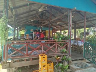 Bounhome Guesthouse - Ban Donsôm Tai - 7