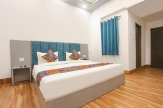 FabHotel Villa The Suites - Nr Prayagraj Junction - Prayagraj - 2
