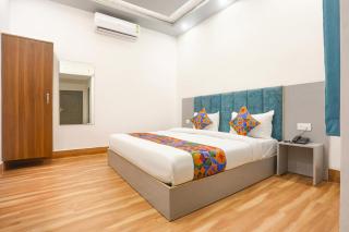 FabHotel Villa The Suites - Nr Prayagraj Junction - Prayagraj - 1