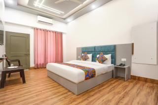 FabHotel Villa The Suites - Nr Prayagraj Junction - Prayagraj - 9