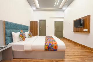 FabHotel Villa The Suites - Nr Prayagraj Junction - Prayagraj - 8