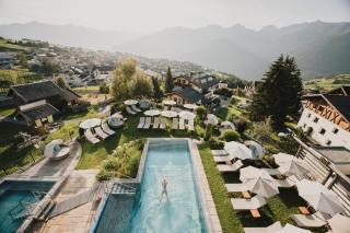 Schlosshotel Fiss - 3