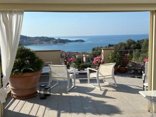 Penthouse Paradiso with Private Pool - mytouristhome - 9