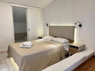 Seafront Family Apartment-Oceanus - Skála Foúrkas - 2