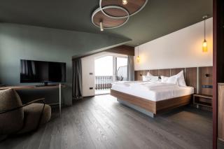 Hotel Belvedere - Fine Dining, Hideaway & SPA - San Genesio Atesino - 7